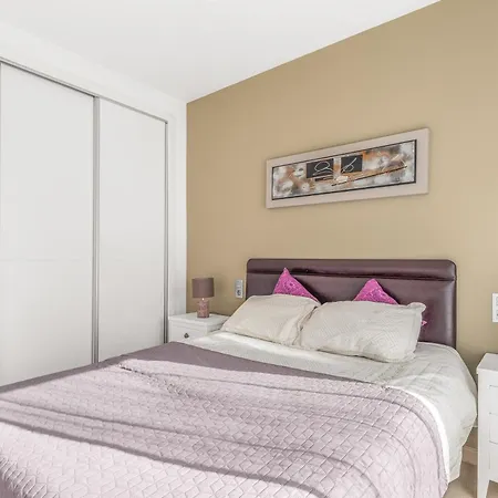 Appartement Tindra Punta Marina *