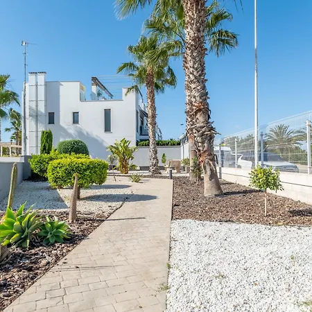 Tindra Punta Marina